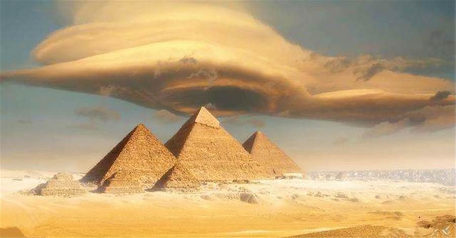 利用宇宙射線穿透金字塔，科學家看到了金字塔的內部構造：大失所望